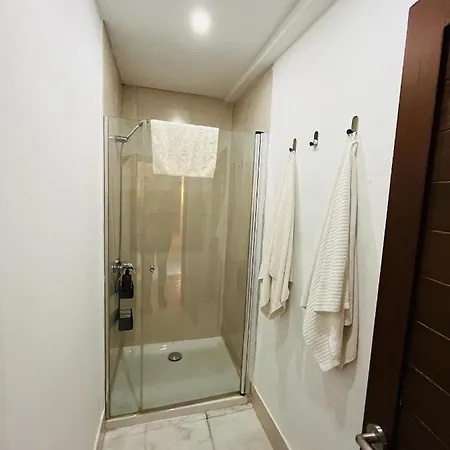 Casa Qurtuba Apartment *